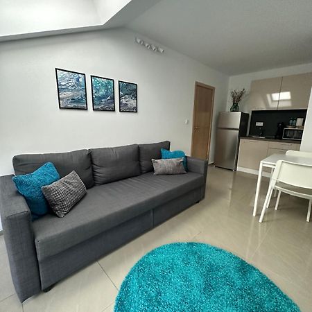 Blue Central Apartment Veliko Tŭrnovo Exterior photo
